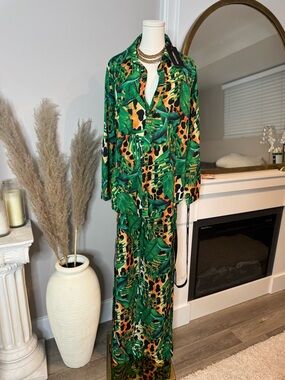 PrettyLittleThing Green and Orange Tropical Print 2 Piece set